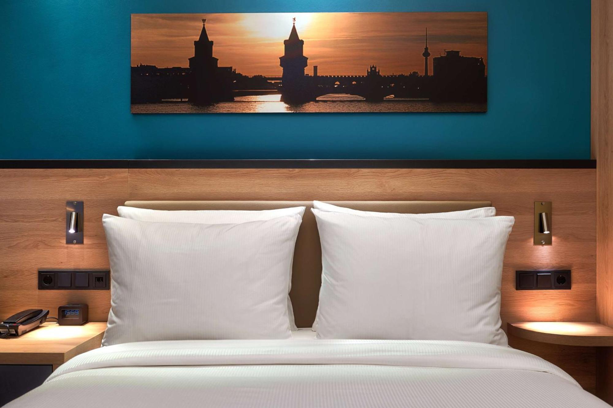 Hampton By Hilton Berlin City Centre Alexanderplatz 3*