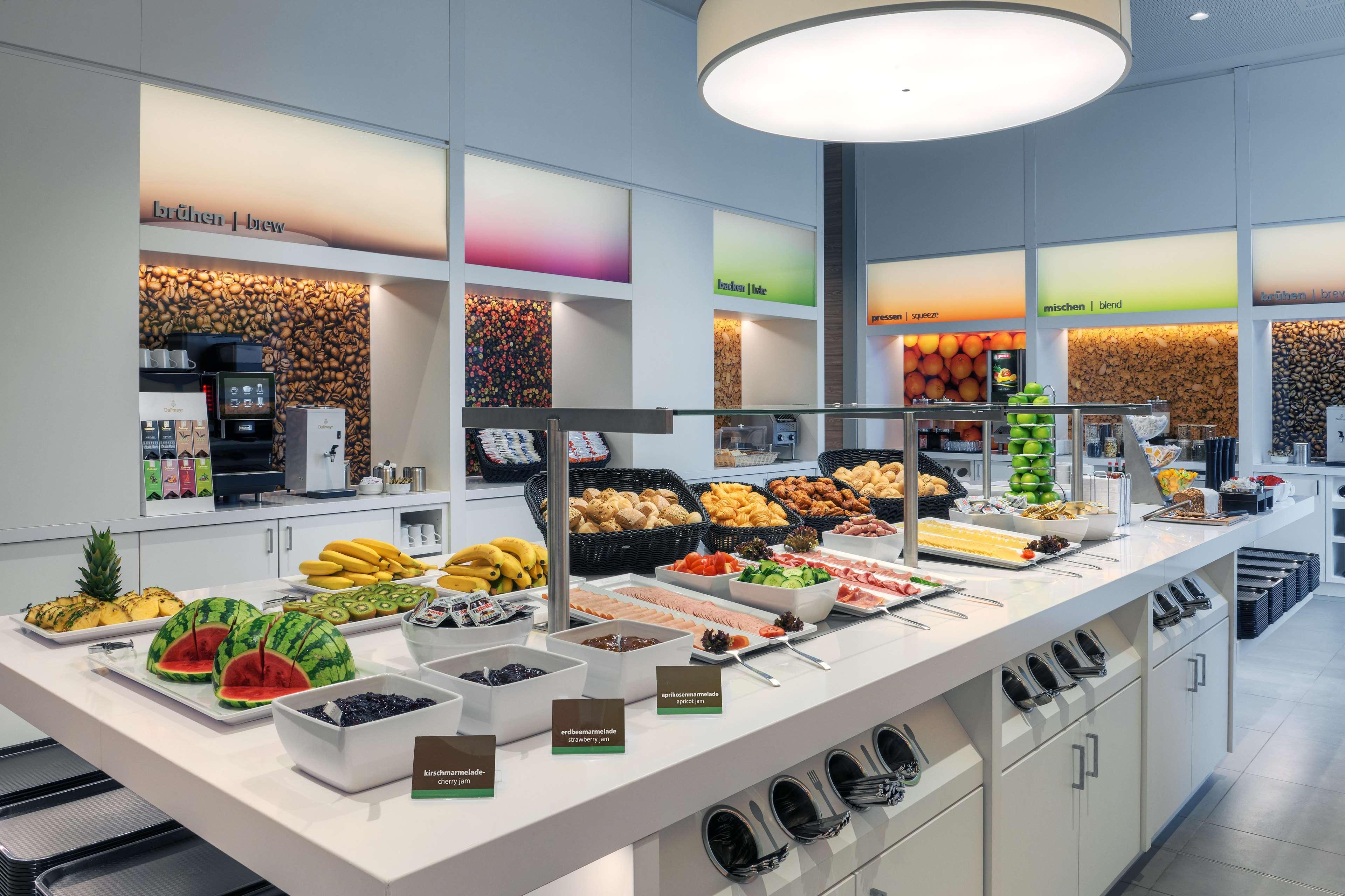 Hampton By Hilton Centre Alexanderplatz Hotel