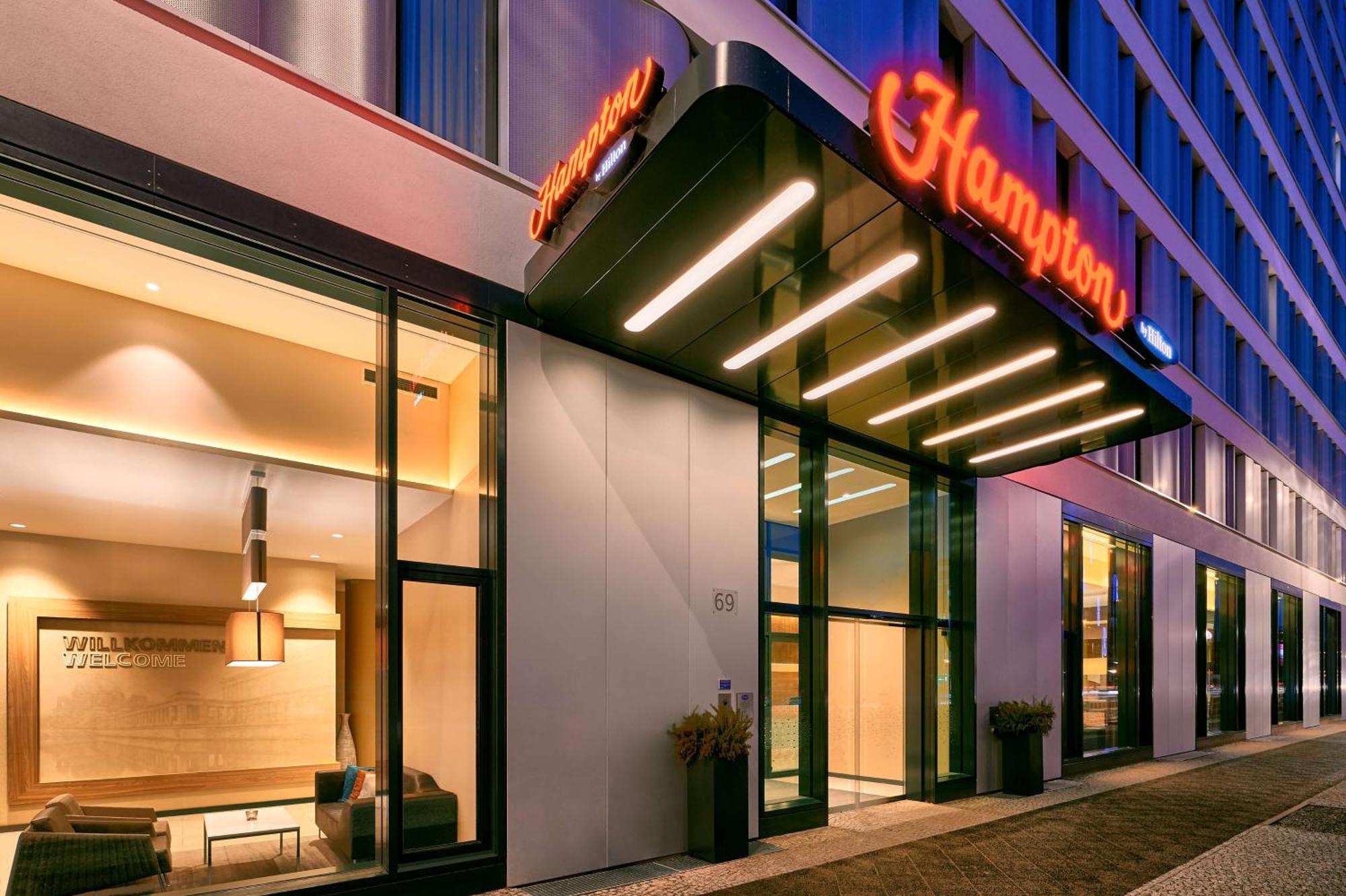 Hampton By Hilton Centre Alexanderplatz Hotel 3*