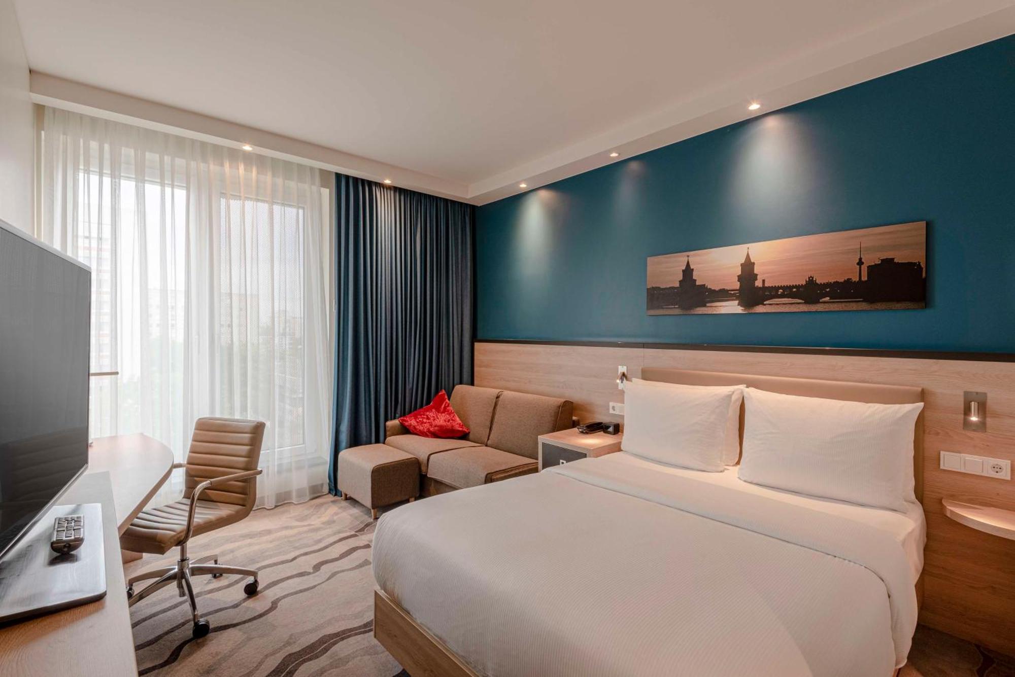 Hampton By Hilton Centre Alexanderplatz 3*