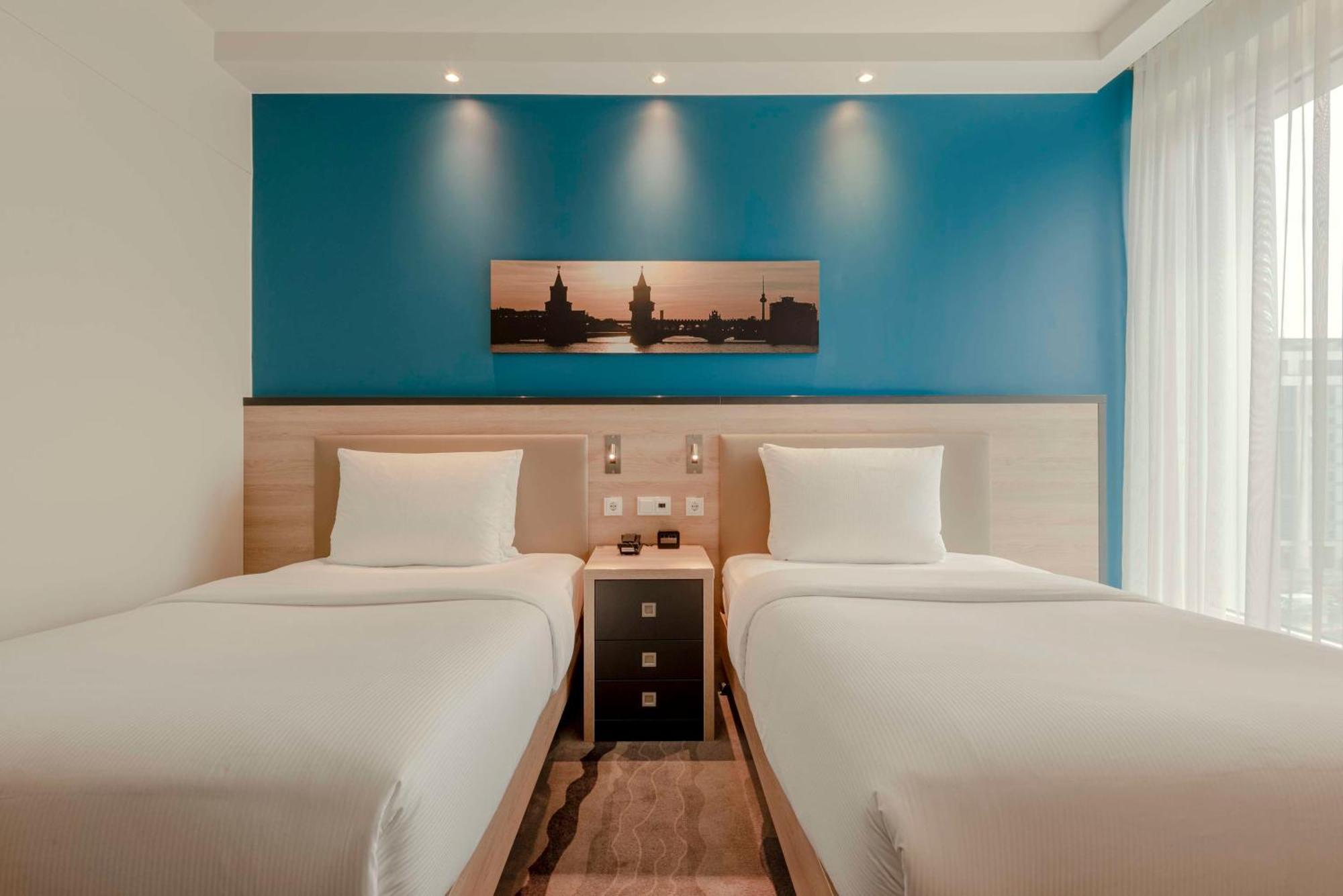 Hampton By Hilton Centre Alexanderplatz 3*
